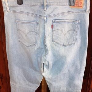 Levi's Men's Relaxed Fit Jeans in Light Blue